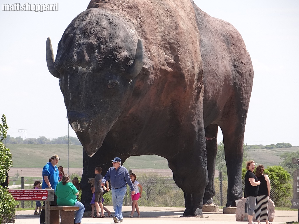 Visitors enjoy sunny day at Frontier Village May 23, 2015.  Photo Matt Sheppard - CSi